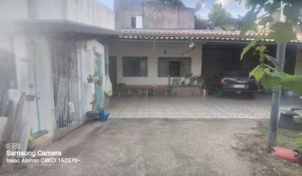 Imperdível! Casa à venda em Jacareí-SP, Jardim Colônia: 2 quartos, 1 sala, 1 banheiro, 5 vagas de garagem, 120m².