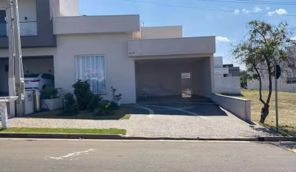 Casa em condomínio à venda em Sumaré-SP: 3 quartos, 3 suítes, 2 salas, 4 banheiros, 4 vagas de garagem, 143m². Venha conhecer!