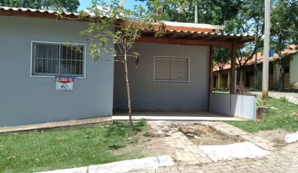 Casa em condomínio à venda ou locação em Sumaré-SP, bairro Estância Árvore da Vida: 3 quartos, 1 suíte, 2 salas, 2 banheiros, 2 vagas, 75m².