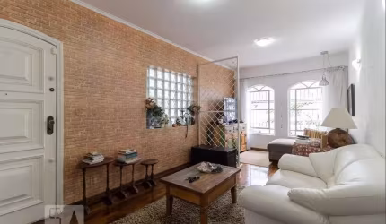 Imperdível! Casa à venda em São Paulo-SP, Bosque da Saúde: 3 quartos, 3 suítes, 3 salas, 5 banheiros, 2 vagas, 140m².