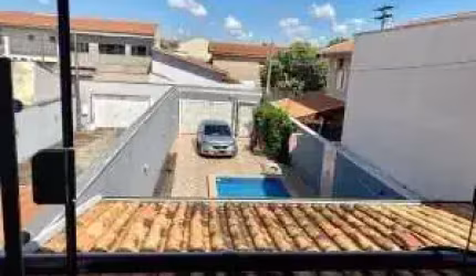 Imperdível: Casa à venda em Sumaré-SP, Jardim Macarenko! 3 quartos, 1 suíte, 2 salas, 2 banheiros, 2 vagas, 137m². Venha conferir!