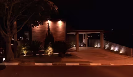 Casa de Luxo em Condomínio: 3 Quartos, 3 Suítes, 3 Salas, 5 Banheiros, 4 Vagas - Bosques do Junqueira, Tatuí-SP - 288m²
