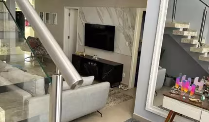 Luxuosa casa em condomínio à venda em Hortolândia-SP, Parque Ortolândia, 3 suítes, 2 salas, 4 banheiros, 4 vagas, 237m².
