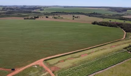 Fazenda de 1 quarto à venda na Área Rural de Itaí-SP: 1.210.000,00 m² de pura tranquilidade!