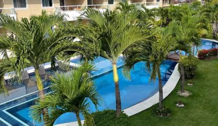 Apto Térreo 70m2 2 suítes + lavabo 70m2 1 vaga ?piscina adulto e infantil  ?área gourmet com churrasqueira  ?parquinho ?campo de grama Condomínio 750,