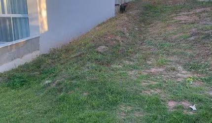 Terreno 300m2 Plano Avenida Principal, Ótima Localização, Condomínio Fechado
