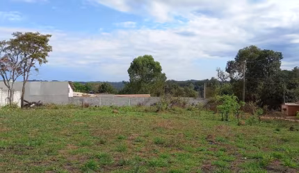 Terreno 300m2 Plano Área de chácaras. Um do lado do outro na cidade de Jarinu sp Documentação escritura registrada. Vende separadamente. 6 km da cidad