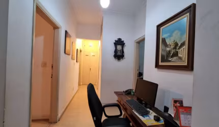 Apto 140m2 2 Dorms, Podendo Ampliar pra 3 Dorms, 2 Wcs, Sala, Cozinha, Armários Embutidos, 1 Apto por Andar, Todos Ambientes Amplos, Sem Vaga de Garag