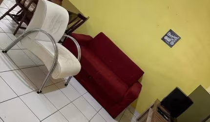 Casa Térrea 60m2 2 Suítes, Sala, Cozinha, Lavabo, Quintal, Mobiliada