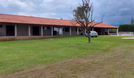 Chácara 5800m2 Casa Sede 150m2 3 Suítes, Sala, Cozinha, Avarandada, Piscina, Toda Cercada, Porcelanato
