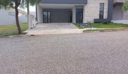 Casa Térrea 186,90m2 3 Suítes, Sala Estar e Jantar, Churrasqueira e Cozinha Americana Integrada, Jd Inverno, Lavabo, Lanvanderia, Piscina Aquecida
