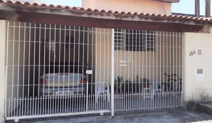 Casa 82m2, 2 Dormitórios, 1 Banheiro, 1 Vaga Coberta, Terreno de 126m2, Ótima Localização, Churrasqueira, Moveis Planejados, Quintal