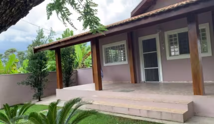 Casa em Condomínio de Luxo na Estância Árvore da Vida, Sumaré-SP: 4 quartos, 1 suíte, 2 salas, 3 banheiros, 2 vagas, 190m².