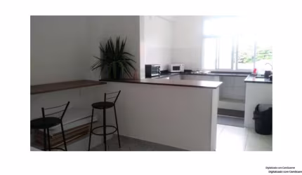 Prédio 1.078m2, 2 Unidades Comerciais no Terreo, 38 Unidades Residencias, Ótima Localização, Área de Lazer Com Churrasqueira