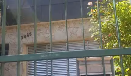 Casa Sobrada 188m2, 3 Dormitórios, 1 Suíte, 2 Salas, 3 Vagas de Garagem, 2 Banheiros, Despensa, Moveis Planejadas, Ótima Localização