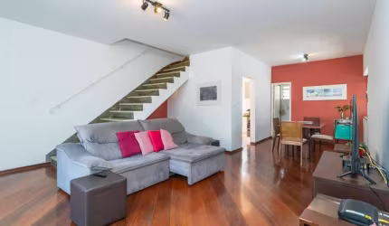 Sobrado 150m2, 3 Dormitórios, 1 Suíte, 3 Vagas, Lavabo, Jardim, Ótima Localização
