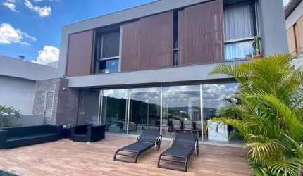 Casa 505m2 Residencial Tamboré Dez, Duplex, Suites com Closet, Garagem Subsolo, Piscina, Area Gourmet