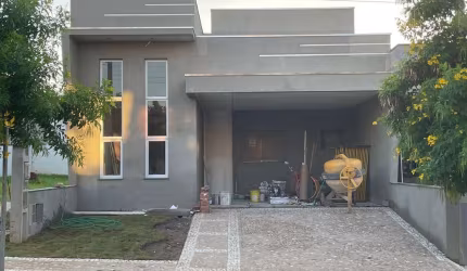 Casa em Condomínio de Luxo na Vila Monte Alegre, Paulínia-SP: 3 quartos, 2 suítes, 2 salas, 3 banheiros, 4 vagas, 147m².