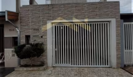 Imperdível: Casa à venda em Hortolândia-SP, Jardim Interlagos. 3 quartos, 1 suíte, 2 salas, 3 banheiros, 2 vagas, 220m².