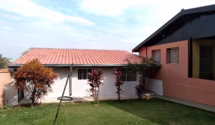 Casa em Condomínio de Luxo com 5 Quartos e 3 Suítes na Estância Árvore da Vida em Sumaré-SP, 250m² - Venda
