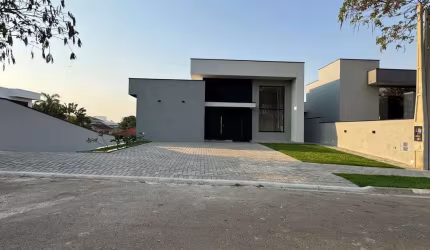Casa em condomínio de luxo: 3 quartos, 3 suítes, 260m² na cidade de Tatuí-SP - Bosques do Junqueira