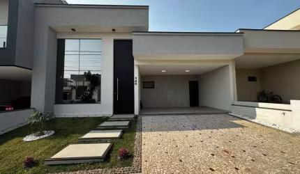 Casa de luxo em condomínio: 3 quartos, 1 suíte, 2 salas, 2 banheiros, 4 vagas na cidade de Hortolândia-SP.