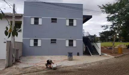 Apto 50m2 2 Dorms, Sala, Cozinha Americana, Banheiro, Lavanderia, Mobiliado, Preparação para Ar Cond, Box c/Chuveiro