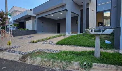 Casa Térrea Nova    3 suítes no Condomínio Jardim do Jatobá em Hortolândia Fachada Moderna e Imponente  Pé Direito alto e Iluminação Diferenciada em Led  Lavabo  Cozinha em Pedra completa de armários 