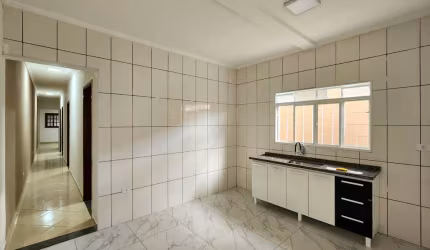 Casa à venda em Hortolândia-SP, Jardim Interlagos: 3 quartos, 1 suíte, 2 salas, 2 banheiros, 2 vagas, 103m². Confira já!