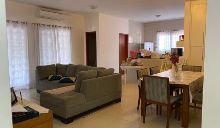 Condomínio Arvore da Vida Casa 250m2 4 Suítes 1 Dorm Suíte Empregada,Armario Cozinha,Banheiros,Boxs,Quintal,4 Vagas Descobertas