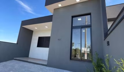 Venda de Casa em Condomínio na Vila Doutor Laurindo, Tatuí-SP: 3 Quartos, 1 Suíte, 2 Salas, 3 Banheiros, 2 Vagas, 100m²!