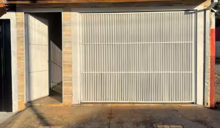 Imperdível! Casa à venda em Tatuí-SP, Jd. Santa Rita de Cássia: 2 quartos, 1 suíte, 1 sala, 2 banheiros, 2 vagas, 70m².