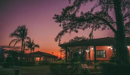 *EXCELENTE ÁREA A VENDA NA CASTELO BRANCO NA REGIÃO DE SOROCABA-SP* ??  *EXCELENTE LOCALIZAÇÃO PARA EMPREENDIMENTOS IMOBILIÁRIOS, POSTO DE COMBUSTÍVEL E GALPÕES*   Área Total: 11,28 Alqueires ou 273.2