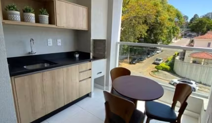 Apartamento para locação no Jardim América em Jacareí-SP: 2 quartos, 1 suíte, 2 salas, 2 banheiros, 1 vaga de garagem!