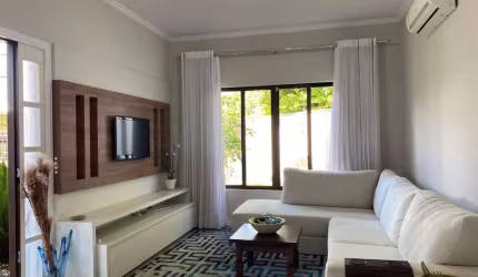 Casa para Venda em Joinville, Bucarein, 3 dormitórios, 3 suítes, 4 banheiros, 4 vagas