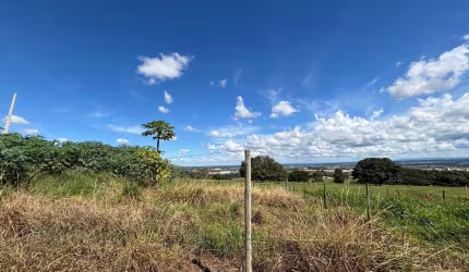 Terreno Lote em Afonso Queiroz, Patos de Minas/MG