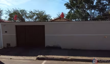 Casa à venda no JardCasa à Venda no Jardim Recanto / Sebastião Amorim - Oportunidade Única em Patos de Minasim Recanto / Sebastião Amorim  - Residência e Possibilidade de Comércio