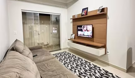 Apartamento com 3 Quartos e Área Externa Privativa no Céu Azul