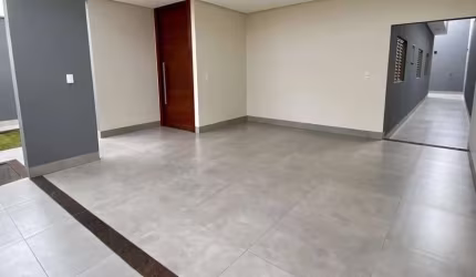 Linda Casa à Venda no Bairro Afonso Queiroz - Conforto e Modernidade - Patos de Minas