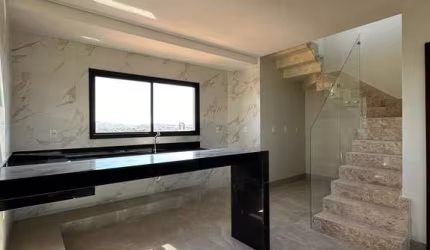 Cobertura Duplex com Fino Acabamento à Venda no Bairro Céu Azul – Patos de Minas-MG Luxo, conforto e lazer completo em um só imóvel!