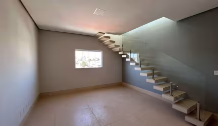 Cobertura Duplex à Venda no Bairro Sobradinho - 3 Dormitórios, Suíte, Jacuzzi e Área Externa Privativa