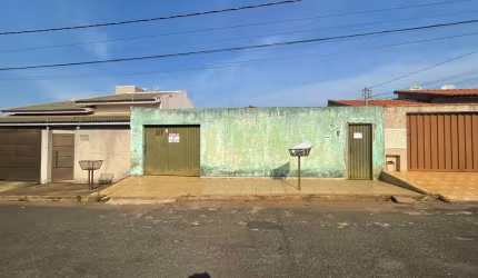 Casa à Venda no Jardim Itamarati, Patos de Minas - 3 Dormitórios e Suíte