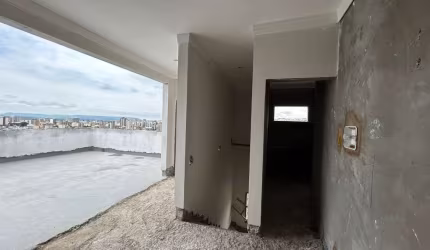 Cobertura à Venda – 2 Quartos, Suíte e Área Gourmet – Patos de Minas