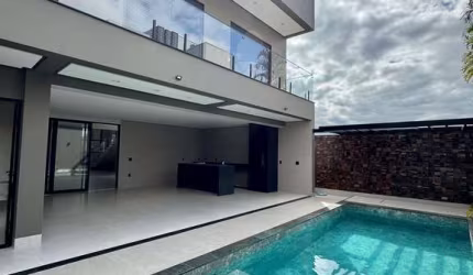 Casa de Alto Padrão à Venda no Chácaras Caiçaras em Patos de Minas – 5 Suítes, Piscina, Automação e Sustentabilidade