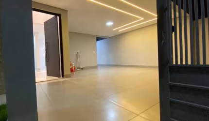 Casa de Alto Padrão à Venda no Bairro Campos Elíseos, Patos de Minas - 3 Dormitórios, 2 Suítes e Espaço Gourmet