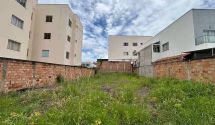 Terreno/Lote à venda no Ipanema em Patos de Minas