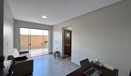 Apartamento à Venda no Eldorado – 2 Quartos, Área Externa e Churrasqueira