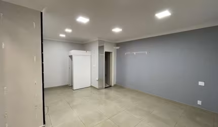 Galeria Cristina - Loja Comercial à Venda no Centro de Patos de Minas – Galeria Daniela Cristina