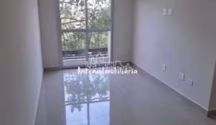Apartamento com 02 dormitórios em Vila Solar - Cód.: 10326.