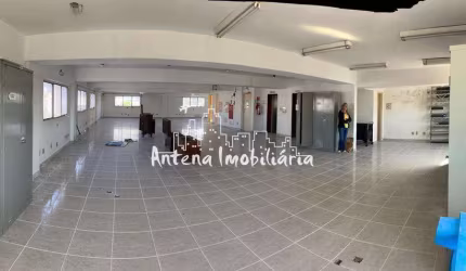 Prédio comercial na Saúde - Cód.: 11728.